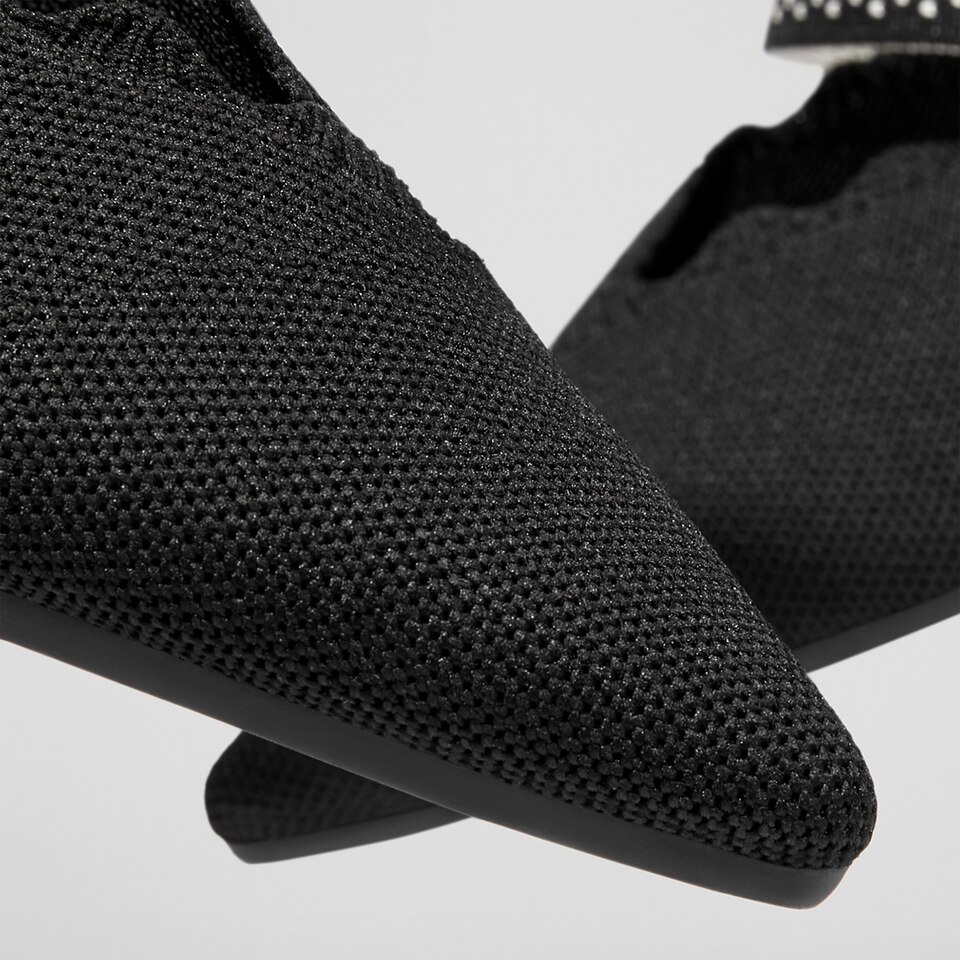 Venus Pointed Toe Mules in Solid Black - Women's Sustainable and Stylish Shoes | Vivaia