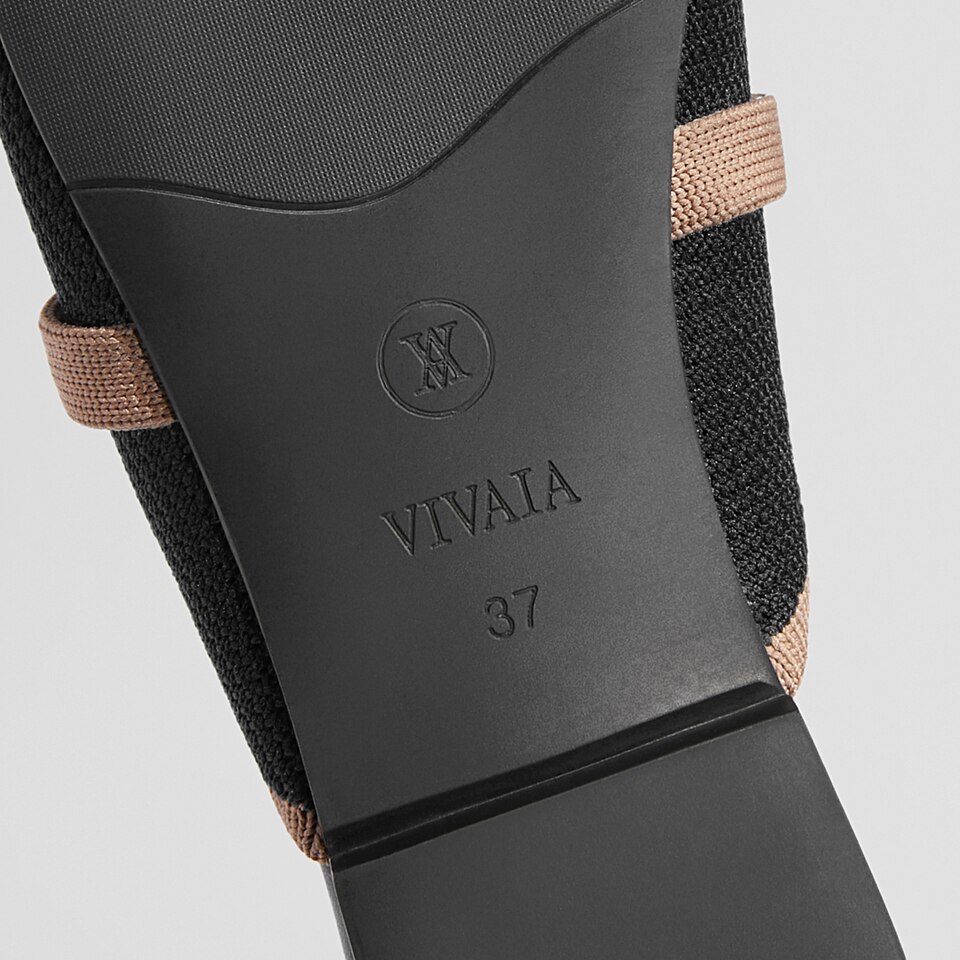 Elsie Pointed Toe Mules in Black - Women's Sustainable and Stylish Shoes | Vivaia