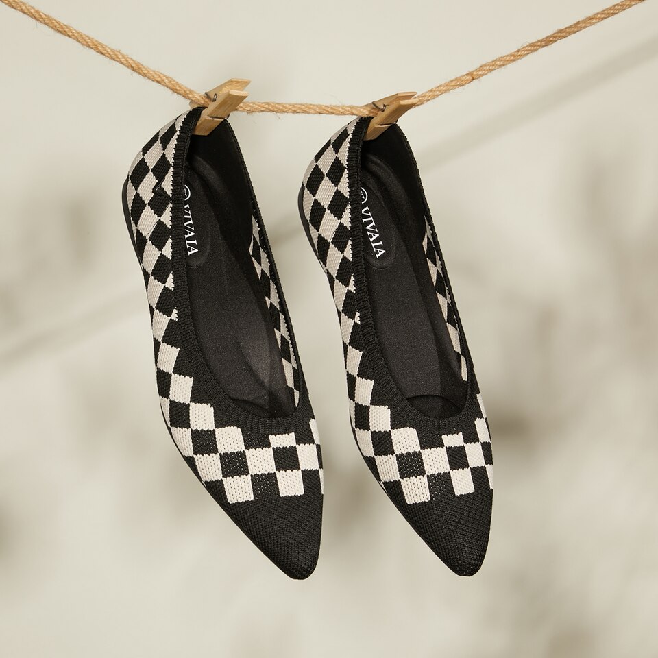 Aria5° Women Pointy Flats in Checker - Sustainable & Washable Shoes | VIVAIA
