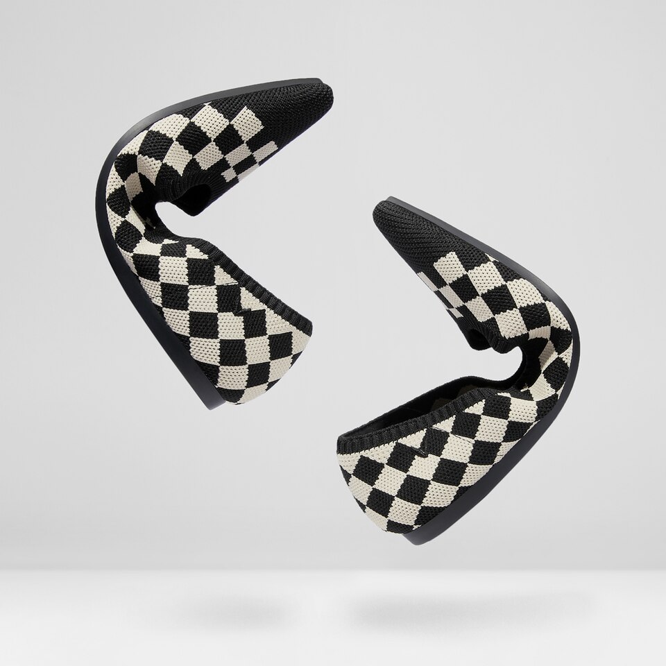 Aria5° Women Pointy Flats in Checker - Sustainable & Washable Shoes | VIVAIA