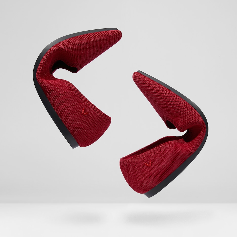 Aria5° Women Pointy Flats in (Ruby Red) - Sustainable & Washable Shoes | VIVAIA