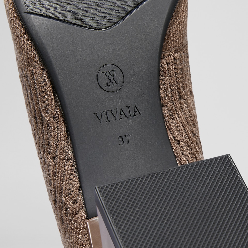 Vera Square-toe Wool Oxford Heels in Dapple Brown | Women's Sustainable and Stylish Shoes | VIVAIA