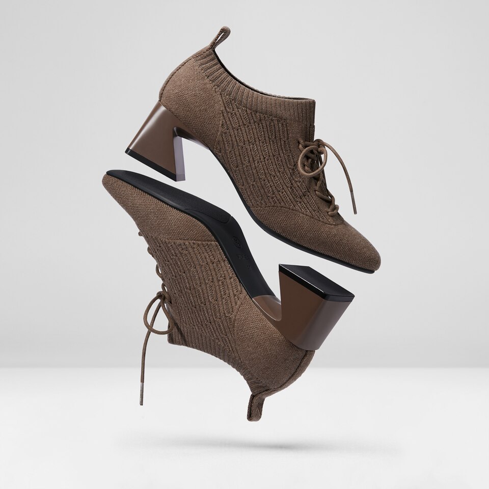 Vera Square-toe Wool Oxford Heels in Dapple Brown | Women's Sustainable and Stylish Shoes | VIVAIA