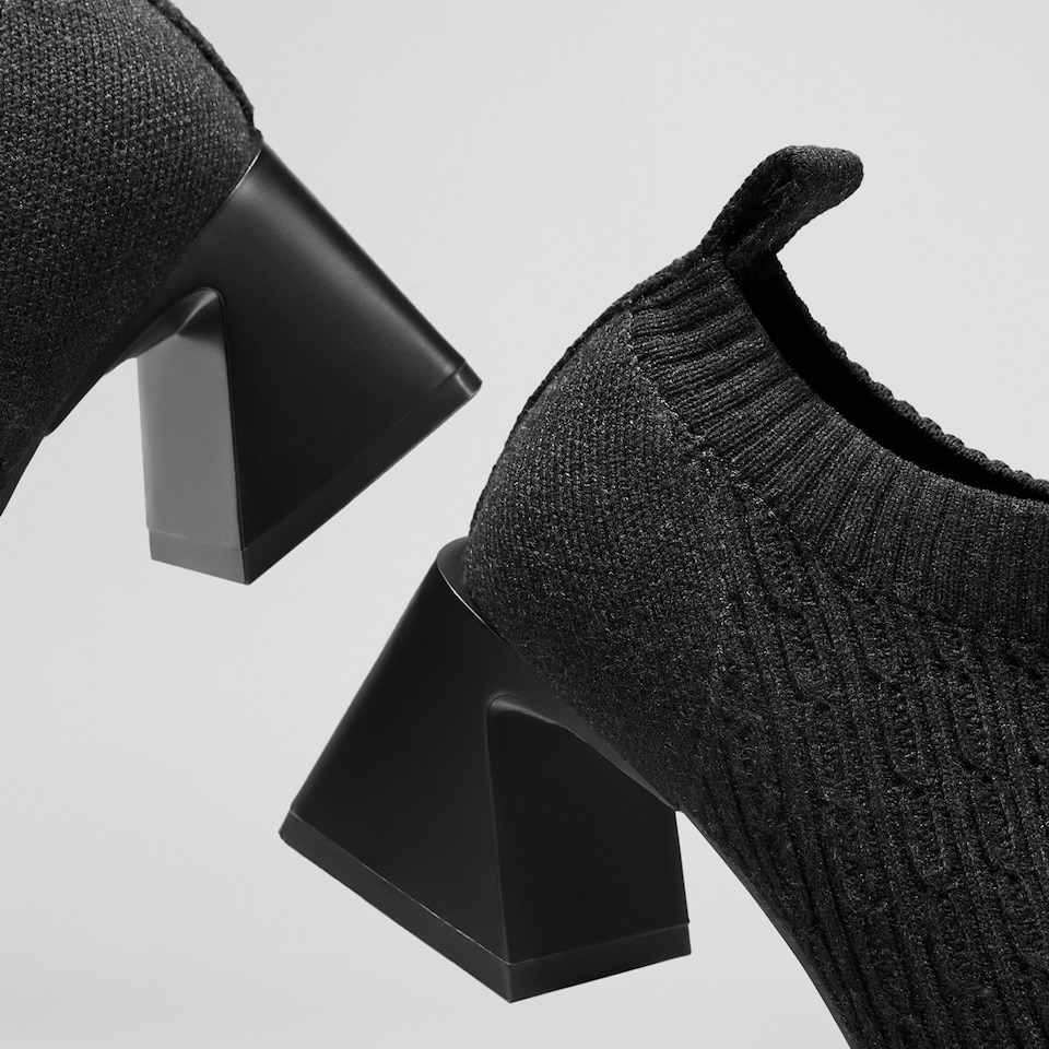 Vera Square-toe Wool Oxford Heels in Dapple Black | Women's Sustainable and Stylish Shoes | VIVAIA