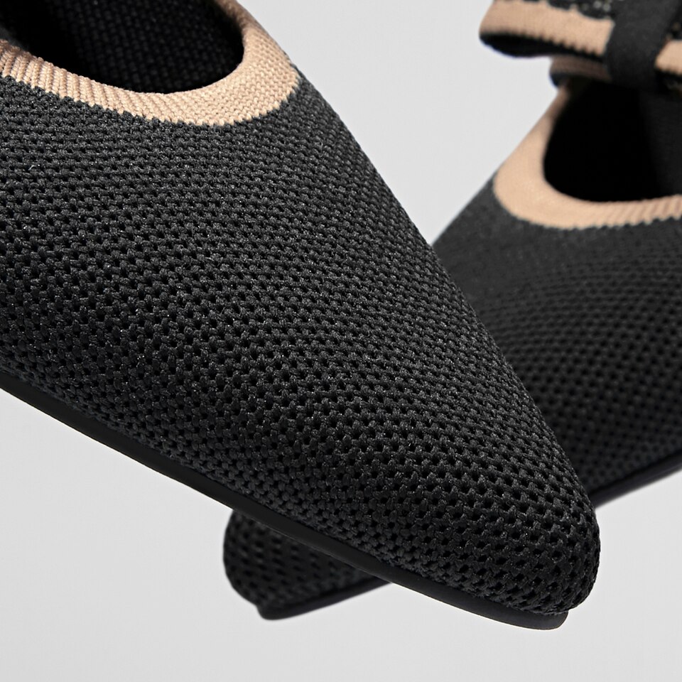 Daphne Pointy Mary Jane Flats in Black | Women's Sustainable, Washable and Stylish Shoes | VIVAIA