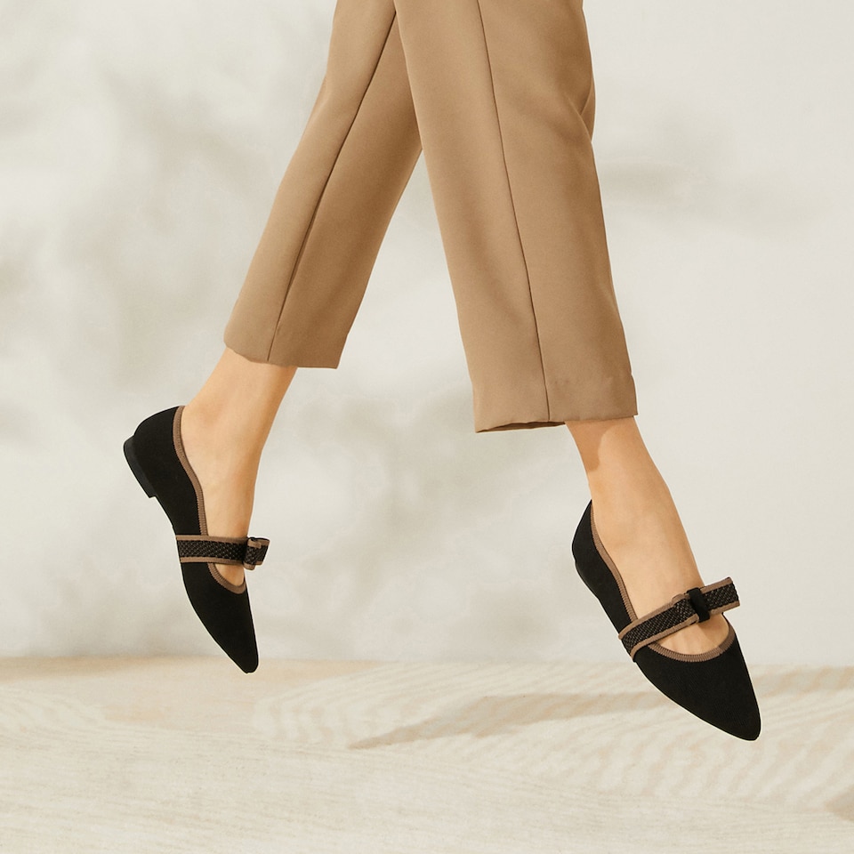 Daphne Pointy Mary Jane Flats in Black | Women's Sustainable, Washable and Stylish Shoes | VIVAIA