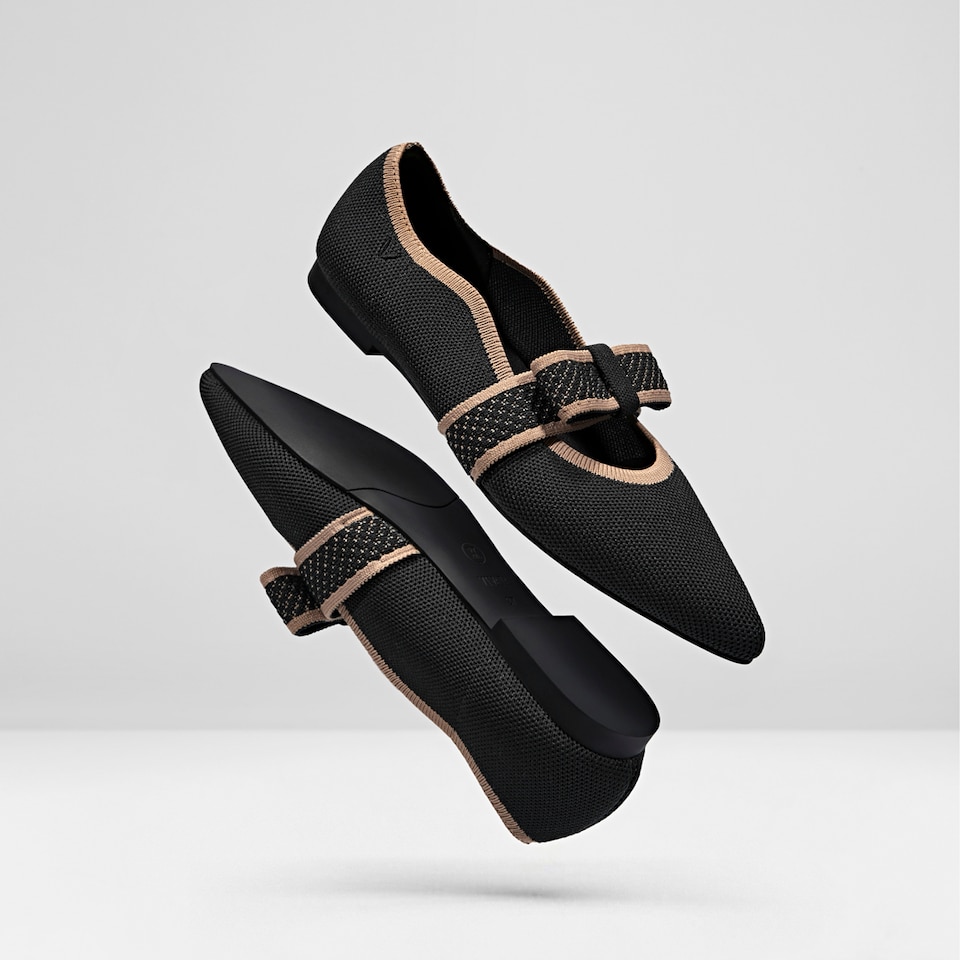 Daphne Pointy Mary Jane Flats in Black | Women's Sustainable, Washable and Stylish Shoes | VIVAIA