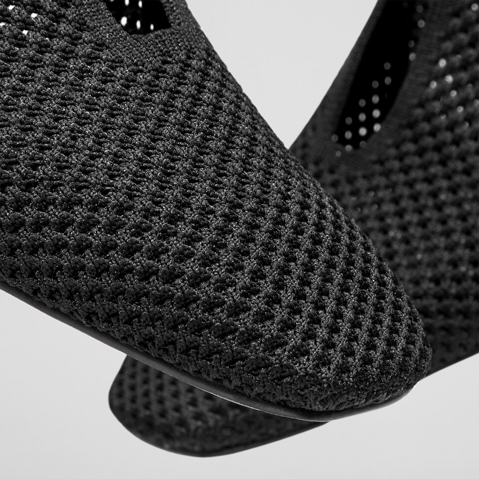 Vanessa Square-toe Flats in Deep Ebony | Women's Sustainable, Washable and Stylish Black Shoes | VIVAIA