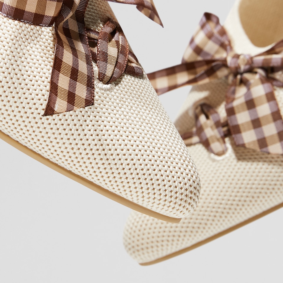 Molly Pointed-Toe Bow Mules in Cream Ivory - Women's Sustainable and Stylish Shoes | Vivaia