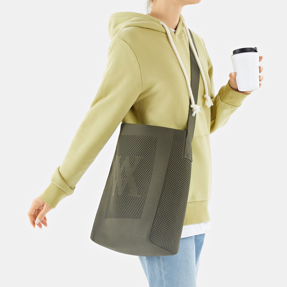 Harper Messenger Bag in Olive Green - Women's Sustainable, Washable and Stylish Knitbags | Vivaia