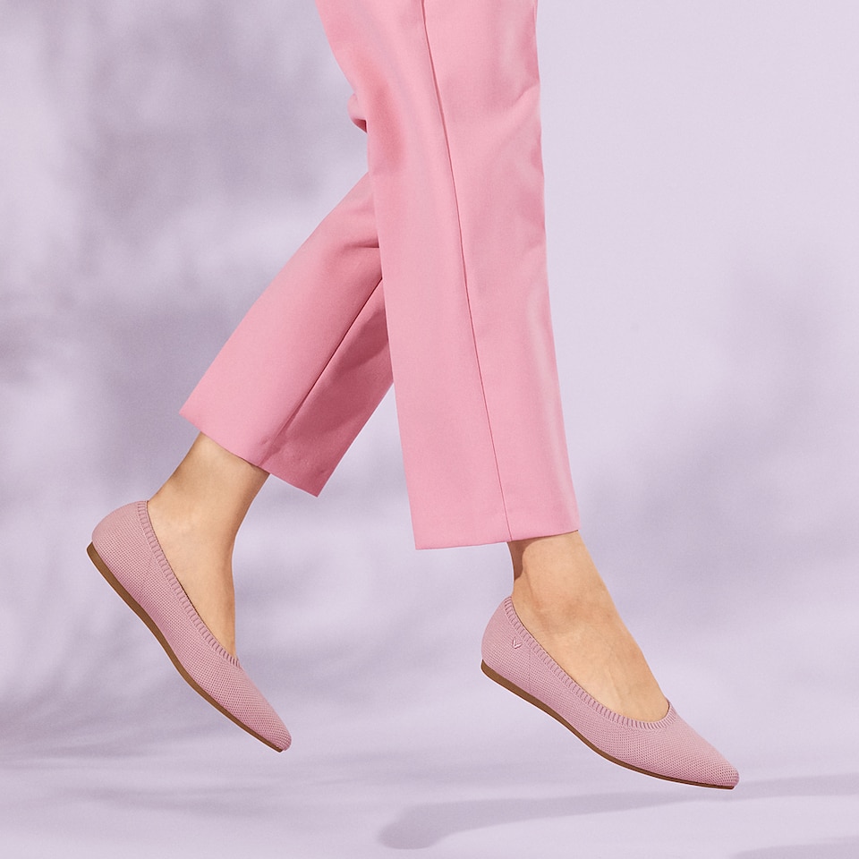 Aria5° Women Pointy Flats in (Pale Blush) - Sustainable & Washable Shoes | VIVAIA