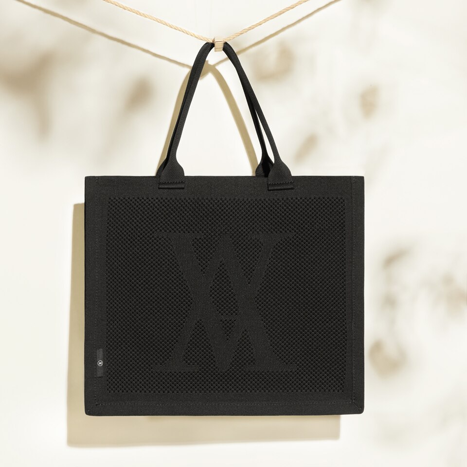 Charly Tote Bag in Black-Women's Sustainable, Washable Knitbags | VIVAIA