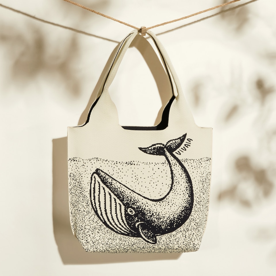 Yoki Tote Bag in Marine Whale - Women's Sustainable, Washable and Stylish Knitbags | Vivaia