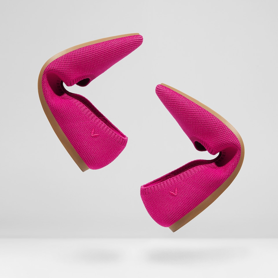 Aria5° Women Pointy Flats in (Rose Red) - Sustainable & Washable Shoes | VIVAIA