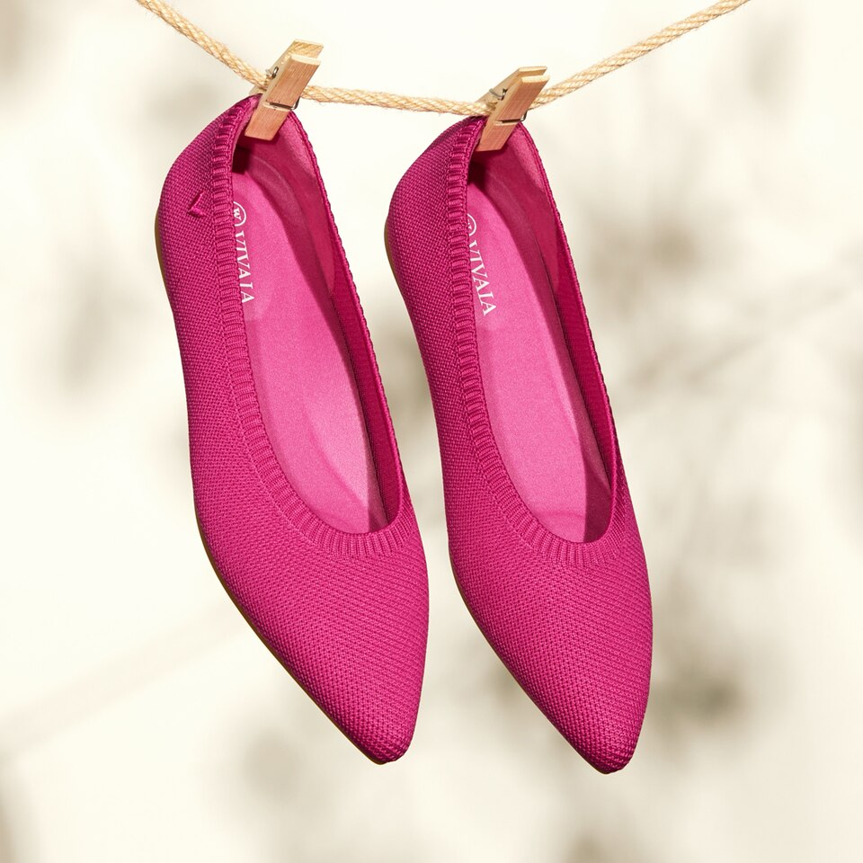 Aria5° Women Pointy Flats in (Rose Red) - Sustainable & Washable Shoes | VIVAIA