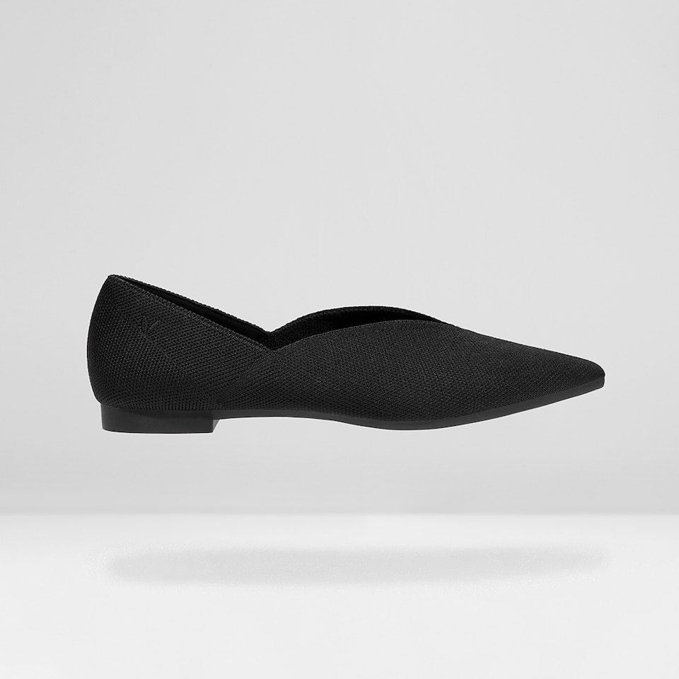 Varun Pointy Flats in Deep Ebony | Women's Sustainable, Washable and Stylish Shoes | VIVAIA