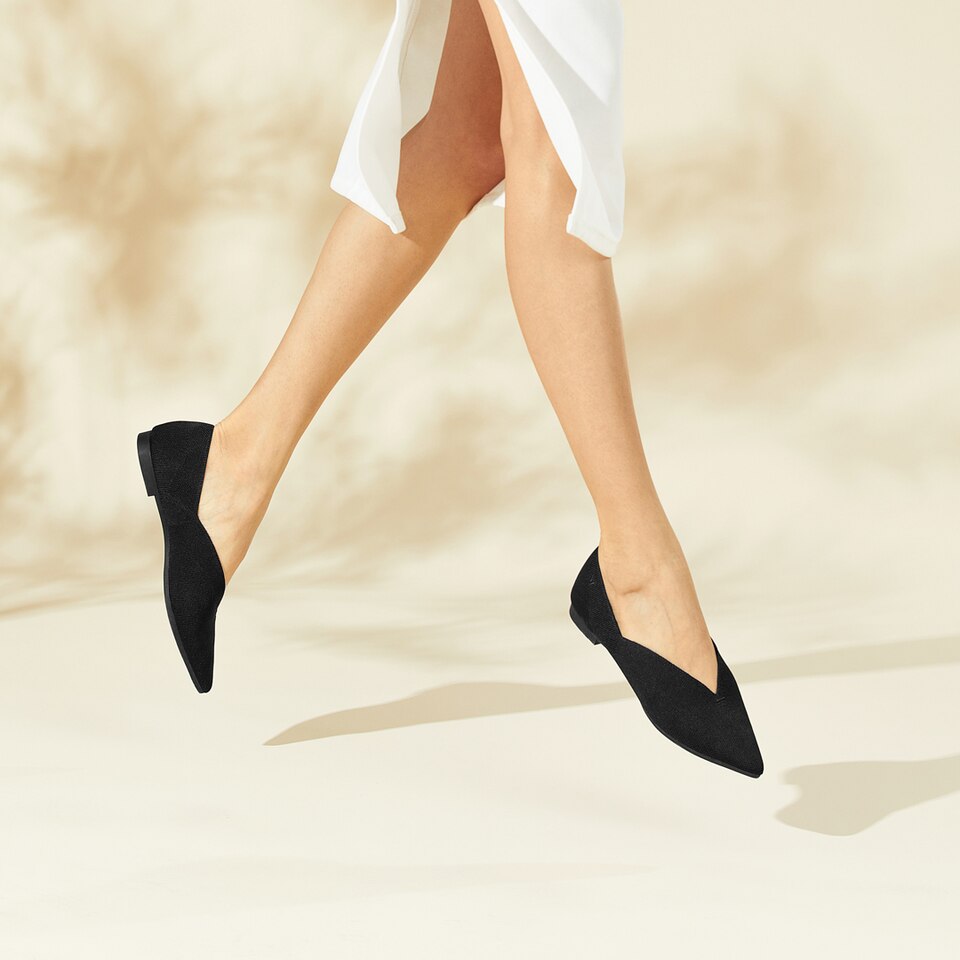 Varun Pointy Flats in Deep Ebony | Women's Sustainable, Washable and Stylish Shoes | VIVAIA