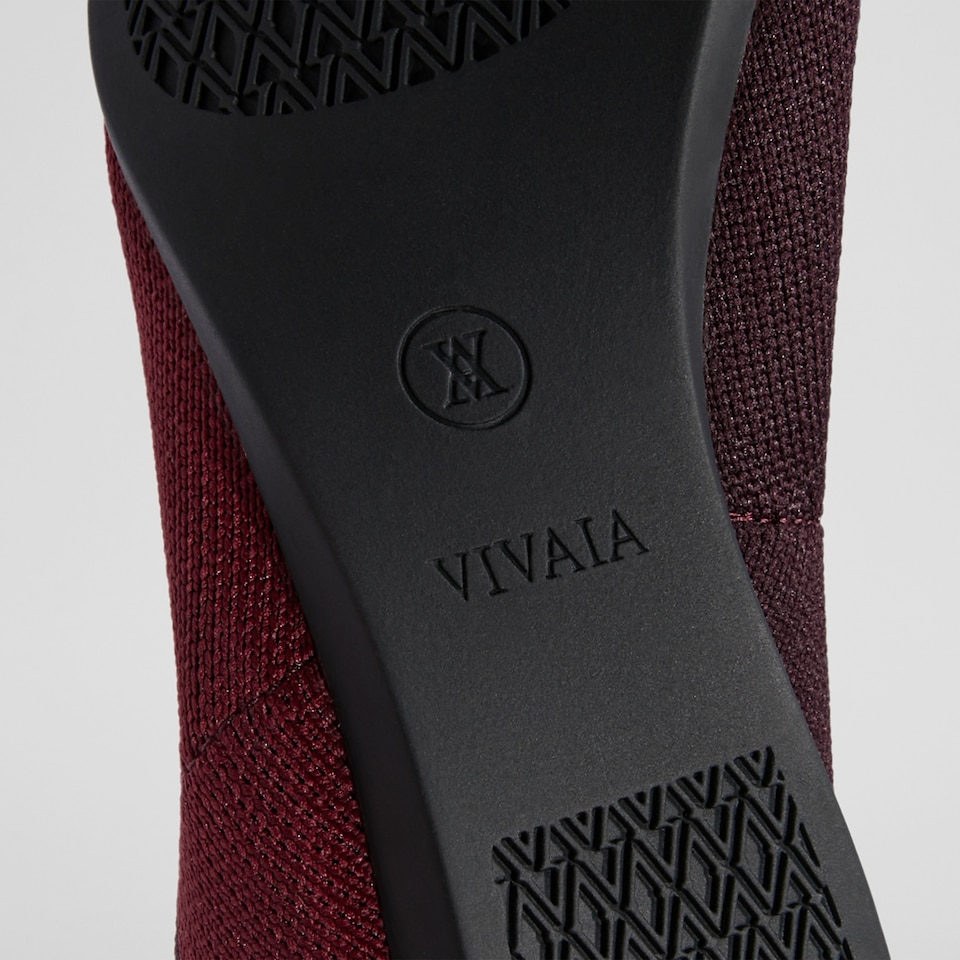 Valencia Pointy Flats in Bordeaux Red | Women's Sustainable, Washable and Stylish Shoes | VIVAIA