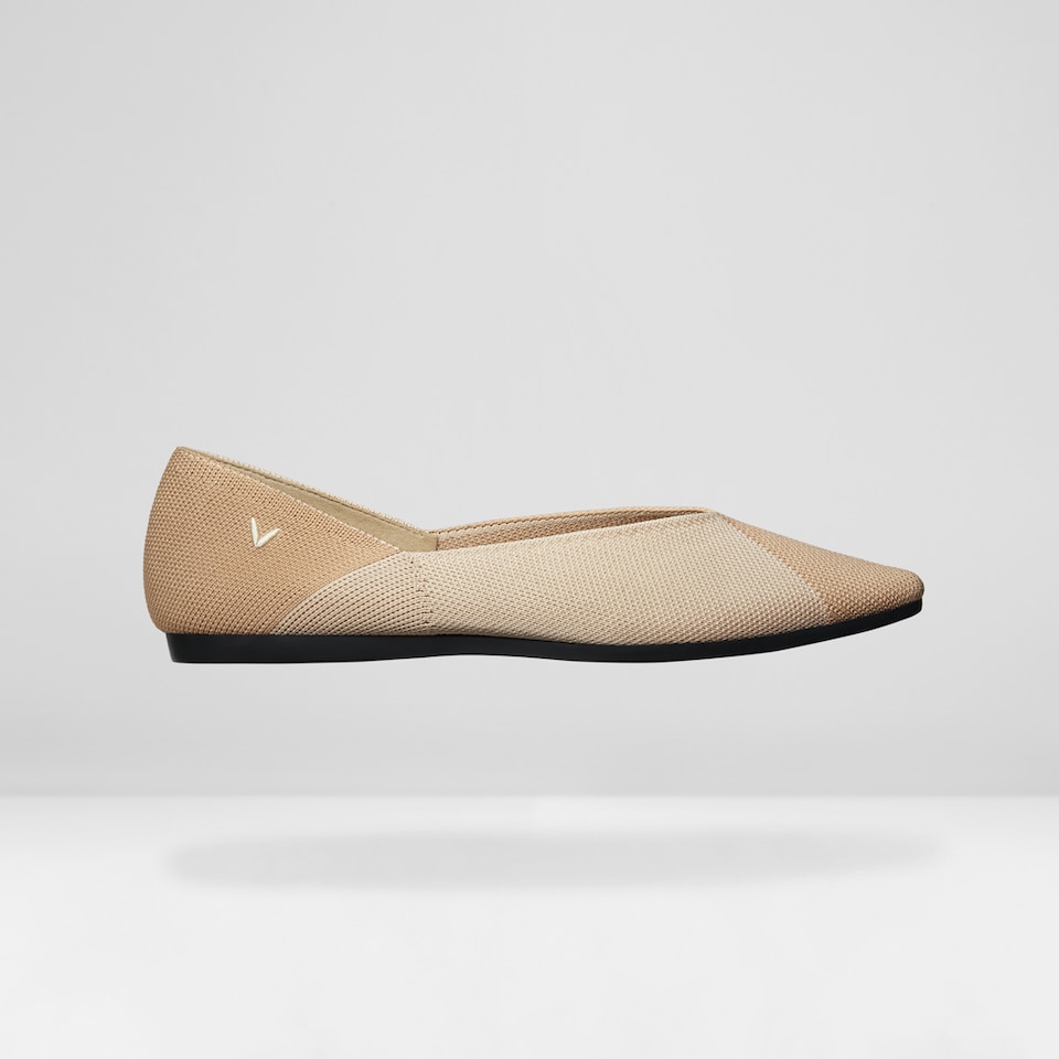 Valencia Pointy Flats in Wheat Natural | Women's Sustainable, Washable and Stylish Shoes | VIVAIA