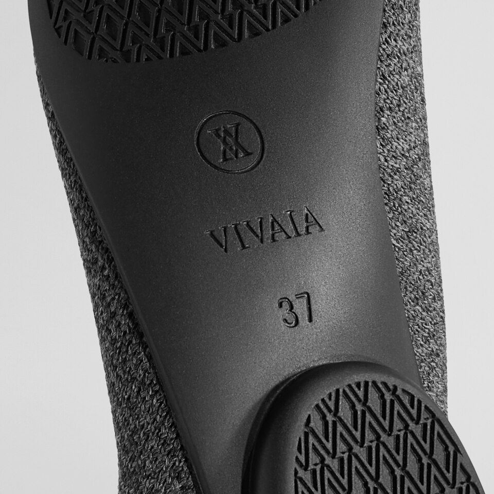 Tamia Round-toe Flats in Rich Grey | Women's Sustainable, Washable and Stylish Shoes | VIVAIA