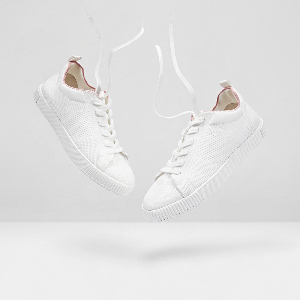 Evermore Round-toe Sneakers in Whisper White | Women's Sustainable, Washable and Stylish Shoes | VIVAIA