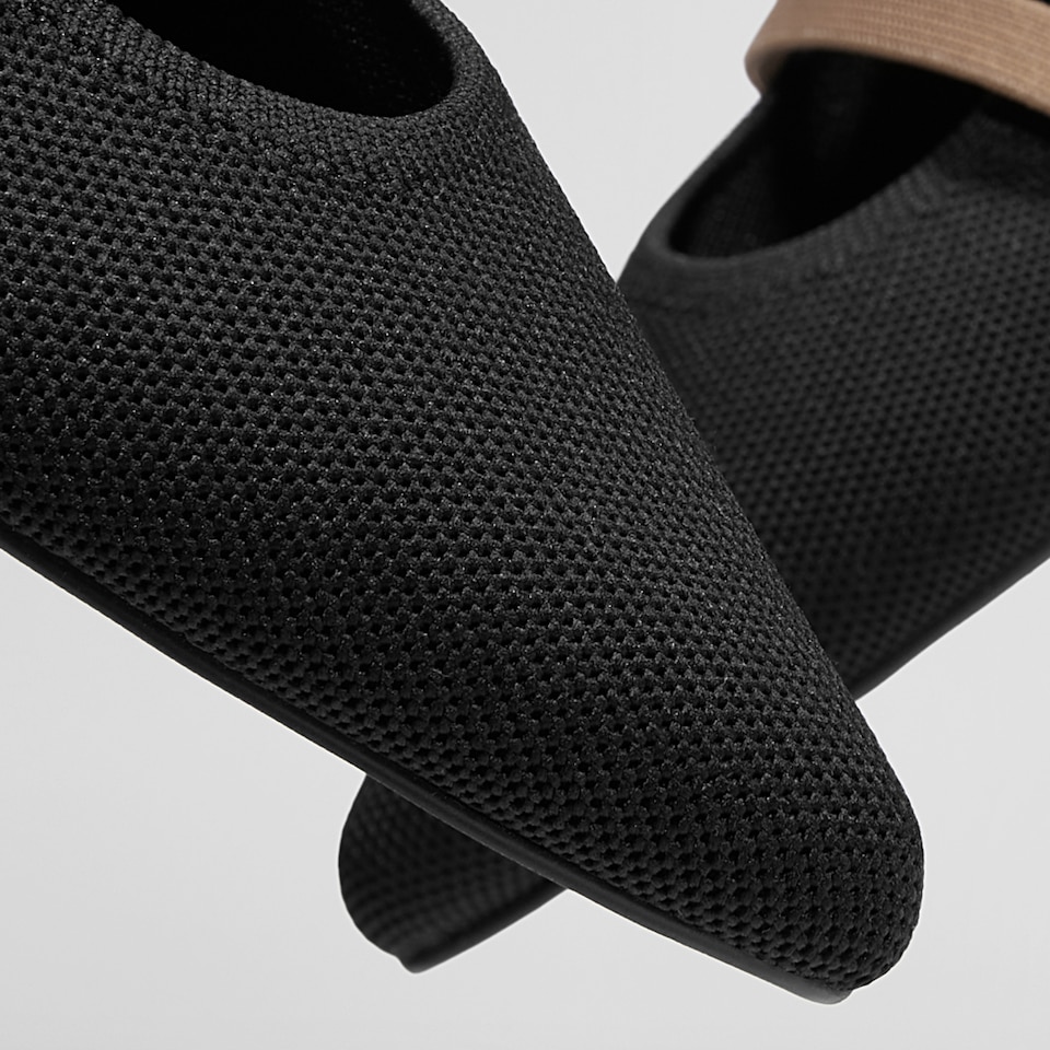 Elle Pointy Sandals in Deep Ebony | Women's Sustainable and Stylish Black Shoes | VIVAIA