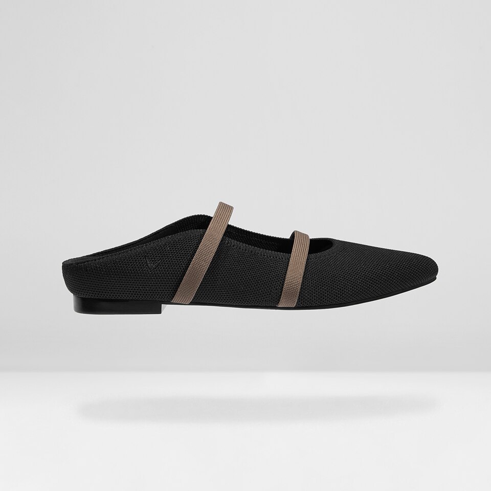 Elle Pointy Sandals in Deep Ebony | Women's Sustainable and Stylish Black Shoes | VIVAIA