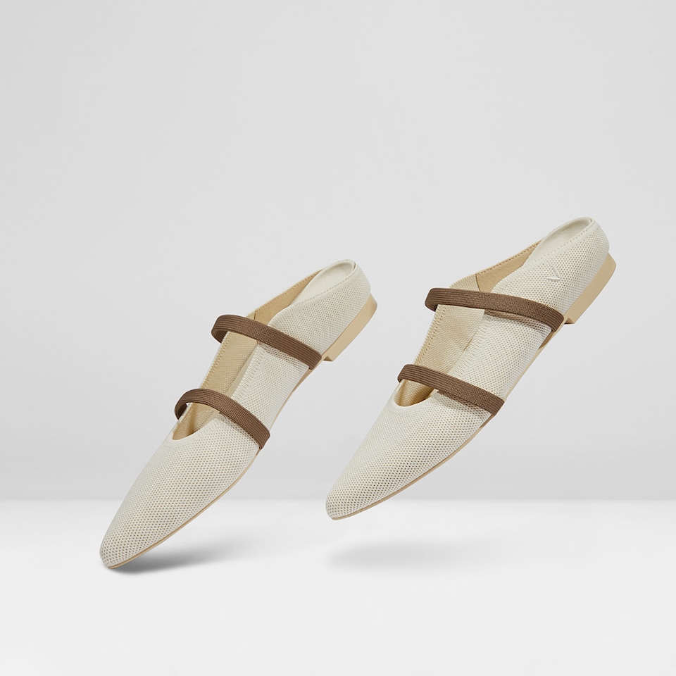 Elle Pointy Sandals in Mint Green | Women's Sustainable and Stylish Shoes | VIVAIA