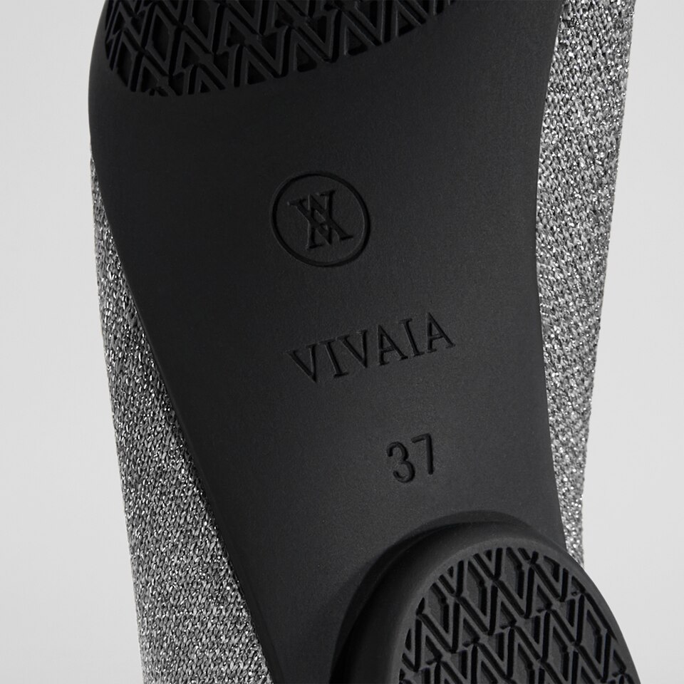 Tamia Bella Round-toe Flats in Smoke Gray | Women's Sustainable, Washable and Stylish Shoes | VIVAIA