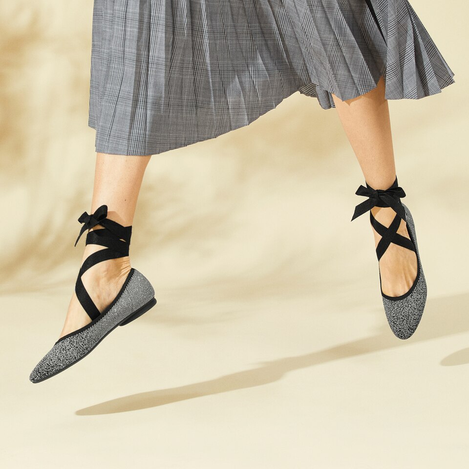 Tamia Bella Round-toe Flats in Rich Grey | Women's Sustainable, Washable and Stylish Shoes | VIVAIA