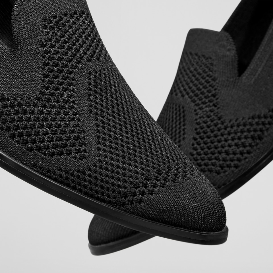 Almond Pointed Loafers in Deep Ebony | Women's Sustainable and Stylish Black Shoes | VIVAIA