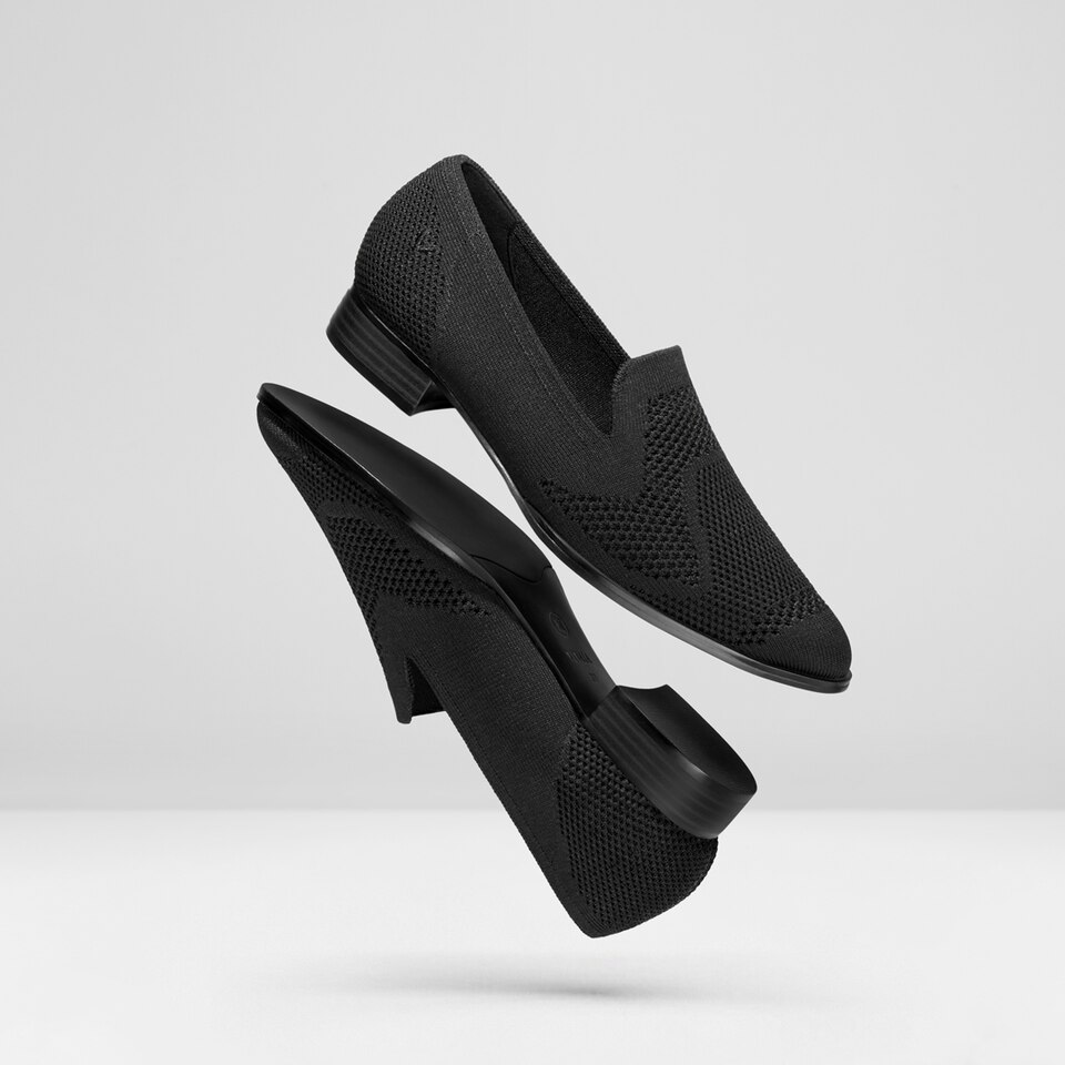 Almond Pointed Loafers in Deep Ebony | Women's Sustainable and Stylish Black Shoes | VIVAIA