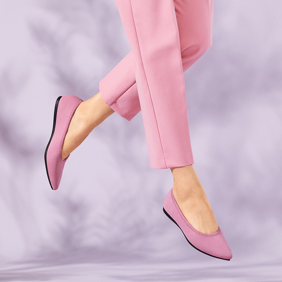 Aria 2.0 Pointy Flats in Ash Rose | Women's Sustainable, Washable and Stylish Shoes | VIVAIA