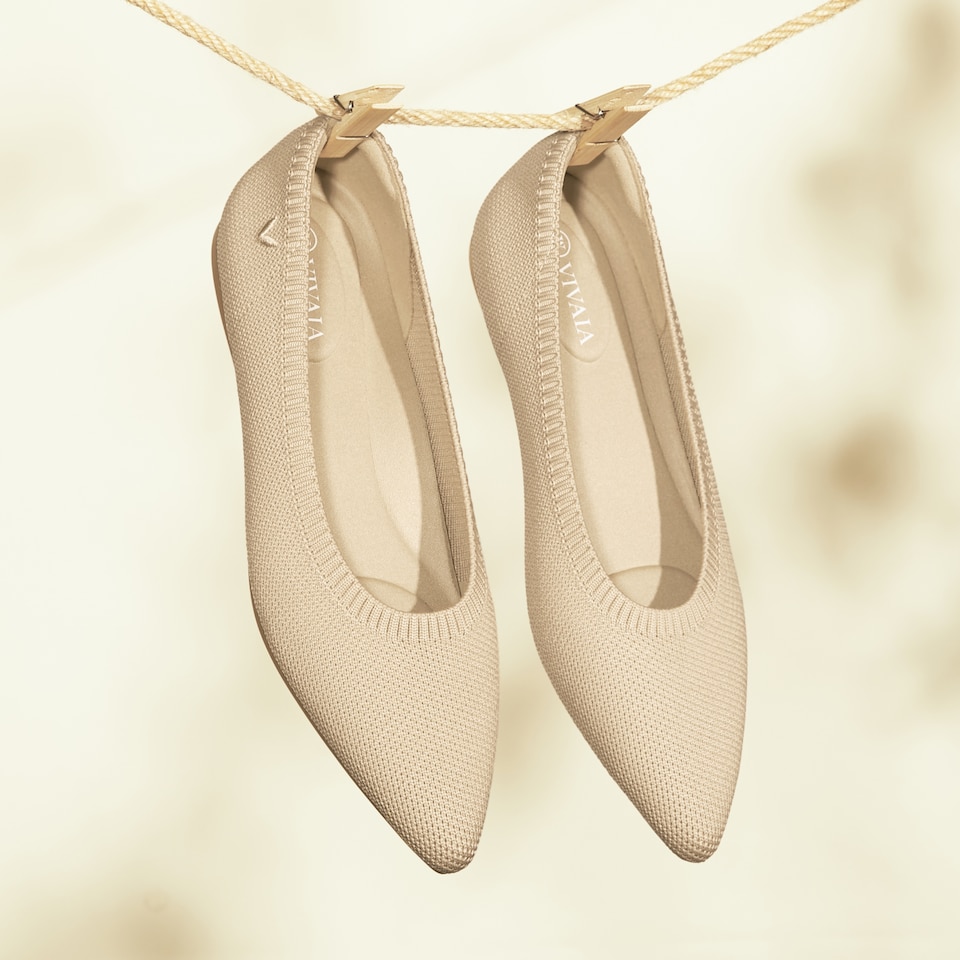 Aria5° Nude Women Pointy Flats in Almond - Sustainable & Washable Shoes | VIVAIA