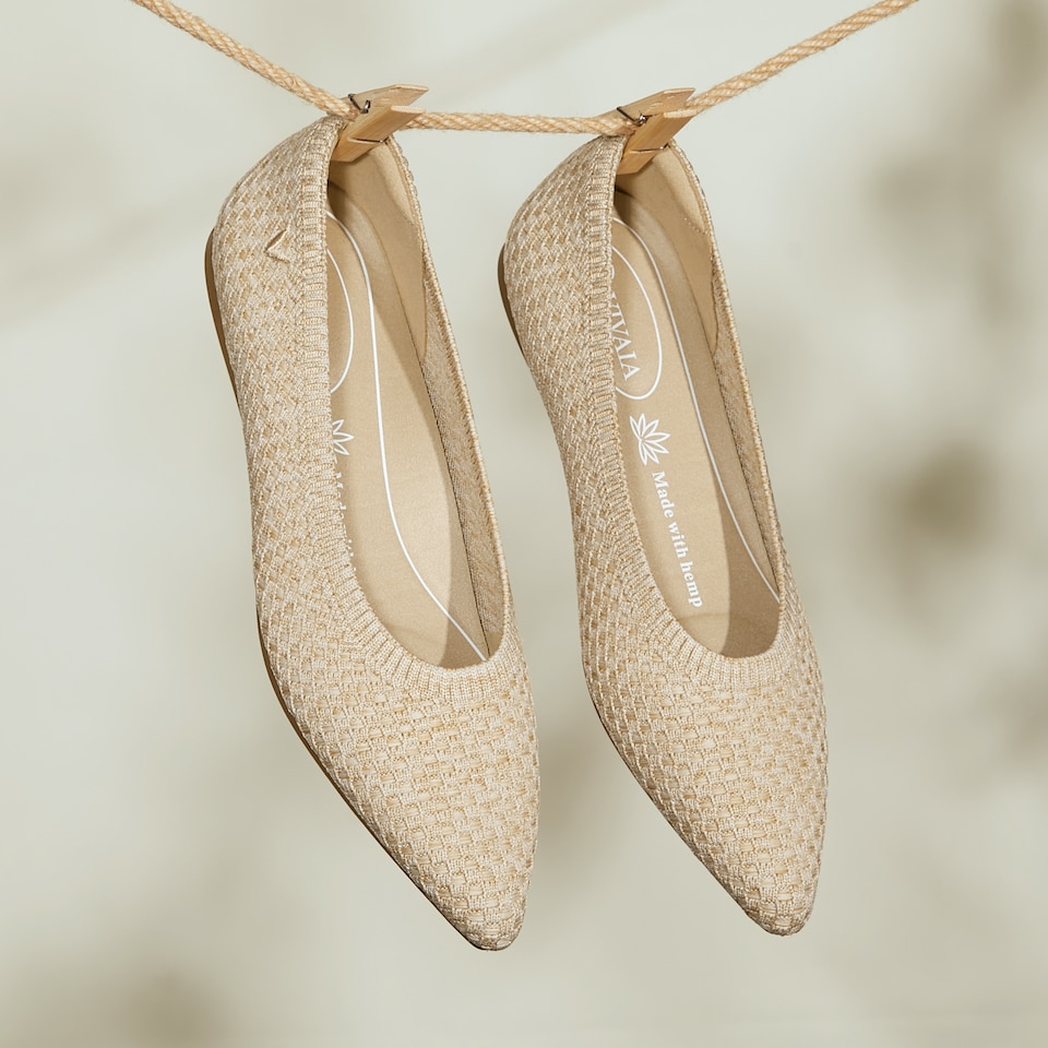 Aria5° Women Pointy Flats in Sand Woven - Sustainable & Washable Shoes | VIVAIA