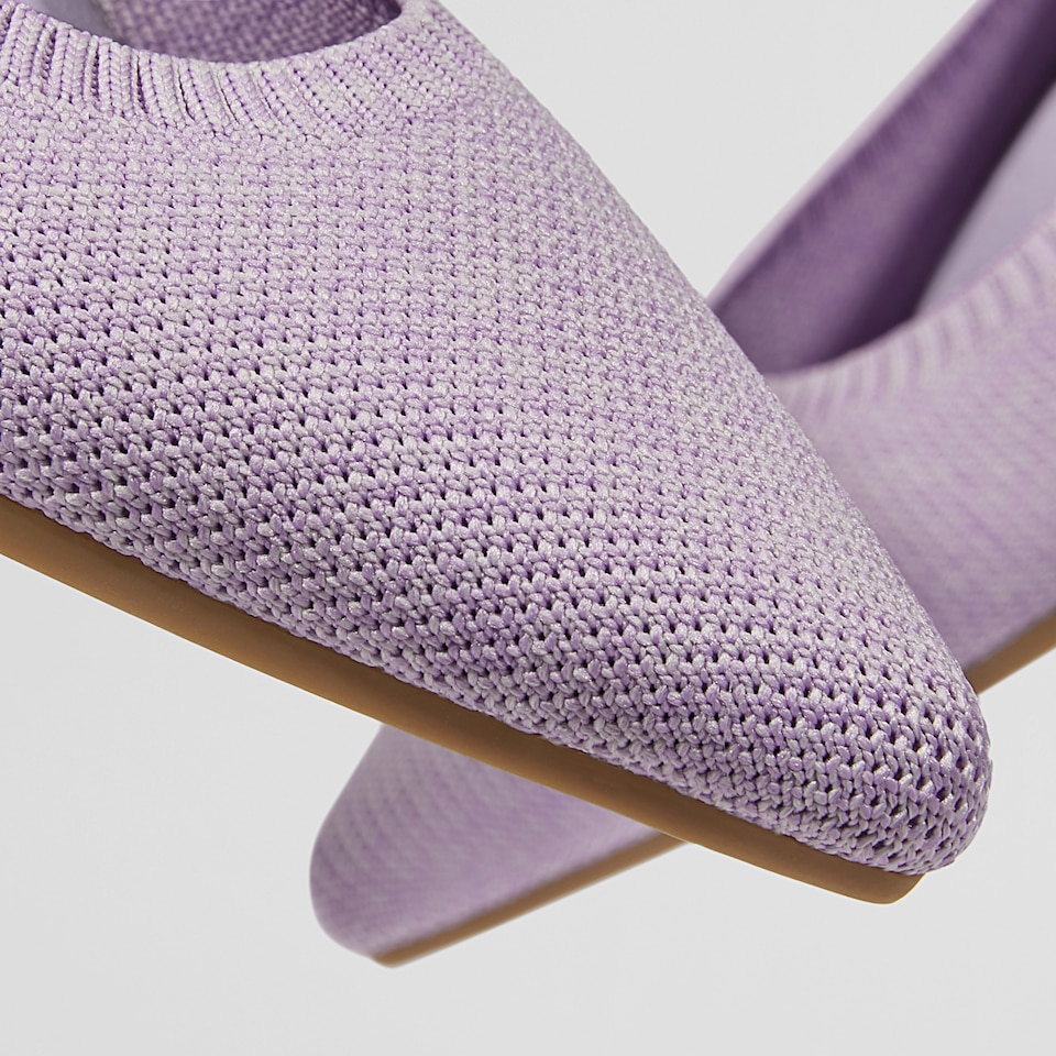 Aria5° Women Pointy Flats in (Lavender) - Sustainable & Washable Shoes | VIVAIA