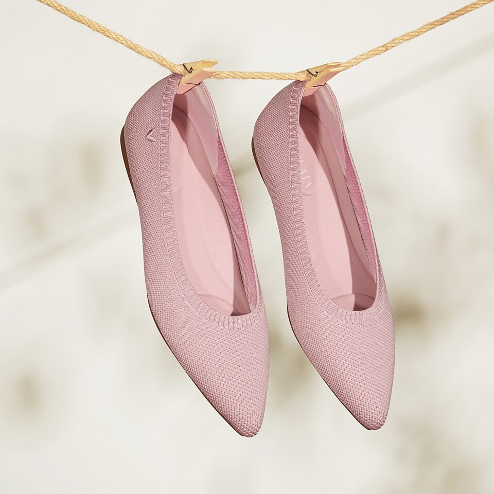 Aria5° Women Pointy Flats in (Pale Blush) - Sustainable & Washable Shoes | VIVAIA