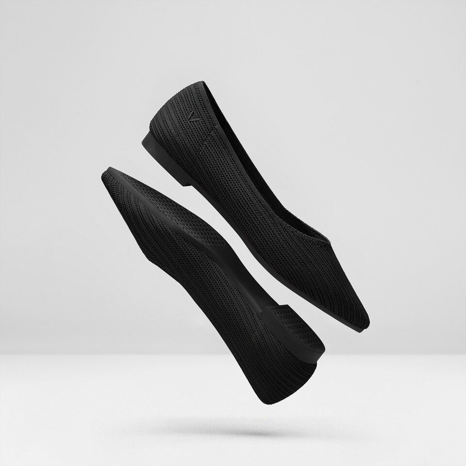 Macy Women's Pointy Flats in Solid BlackSustainable & Washable VIVAIA