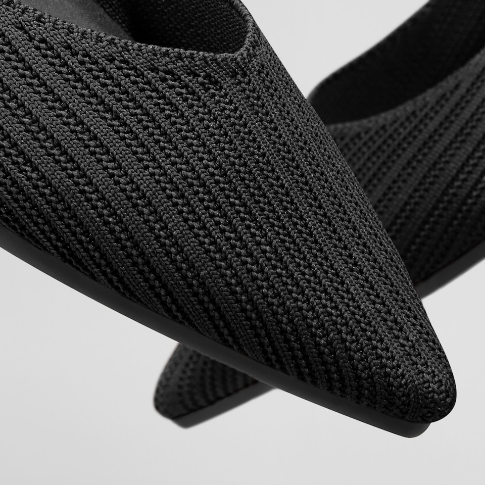 Macy Women's Pointy Flats in Solid BlackSustainable & Washable VIVAIA