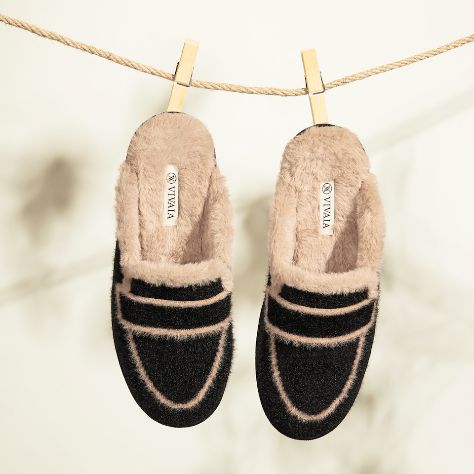 Renee Mules in Black | Women's Sustainable and Stylish Shoes | VIVAIA