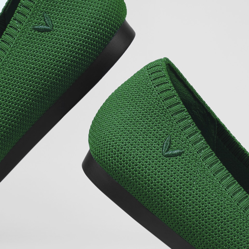 Aria5° Women Pointy Flats in (Forest Green) Sustainable & Washable