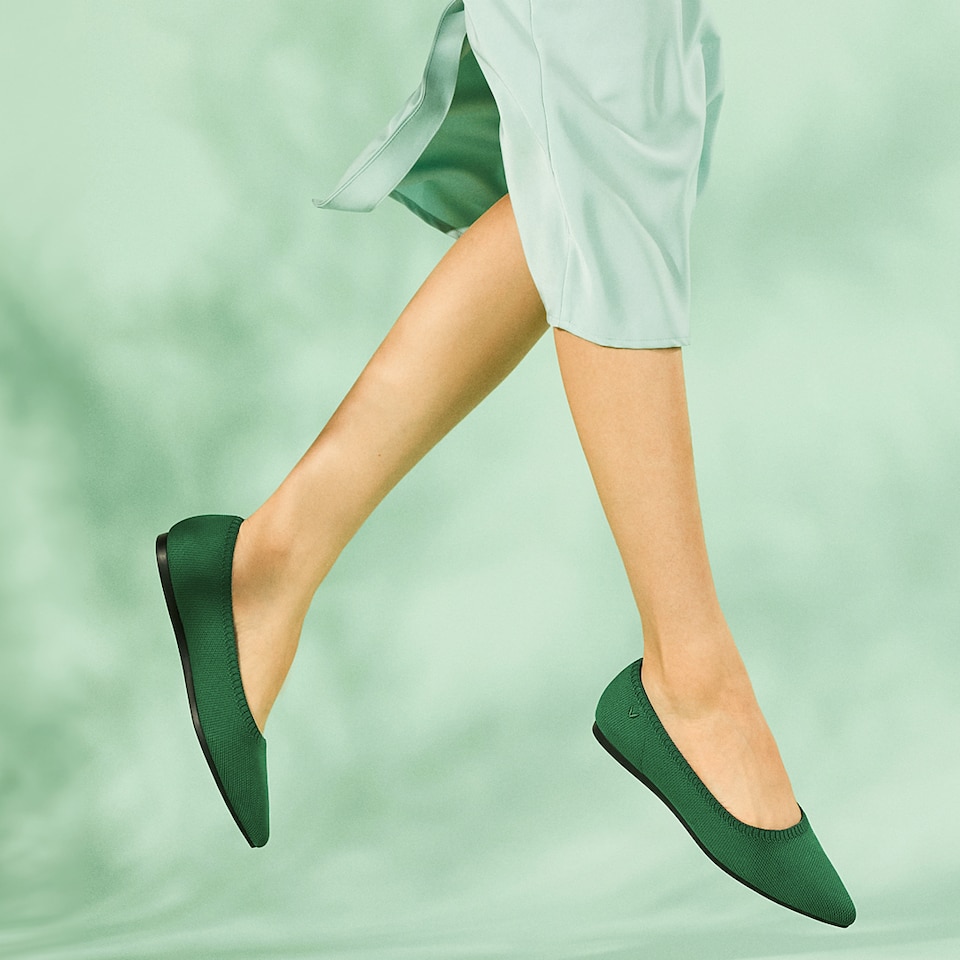 Aria5° Women Pointy Flats in (Forest Green) Sustainable & Washable