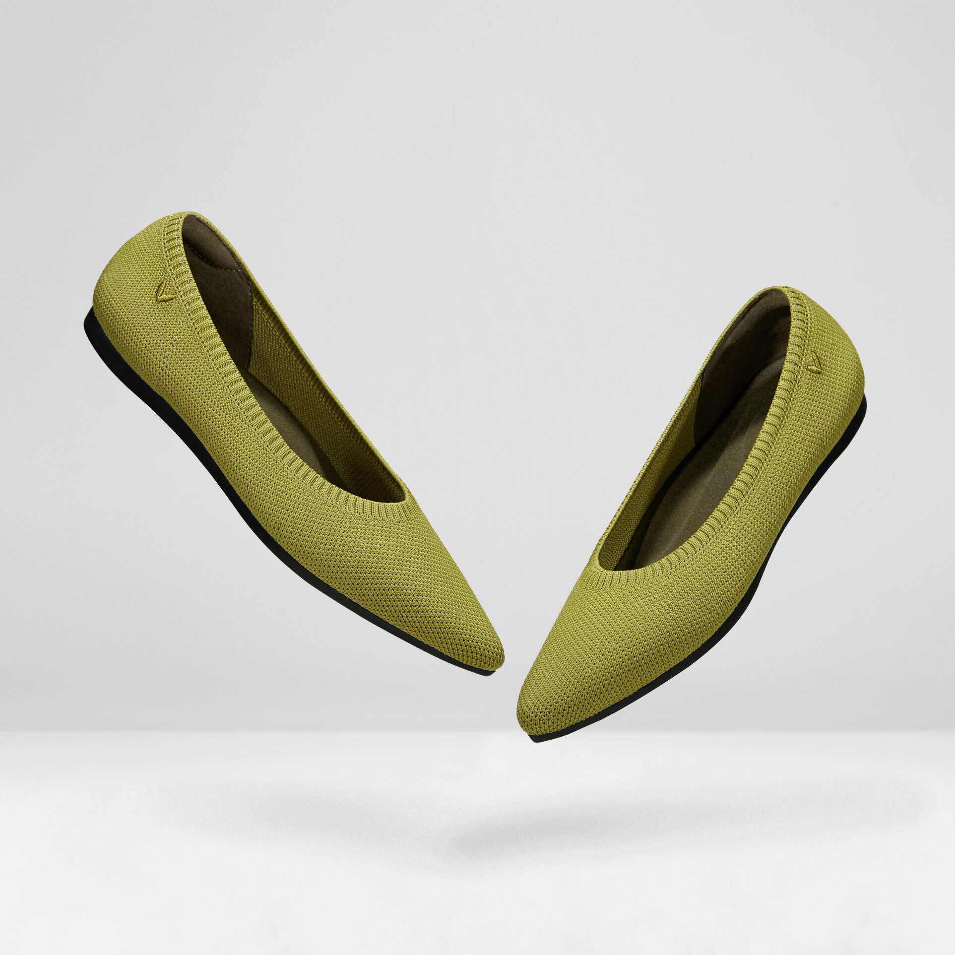 pointed toe flats with arch support